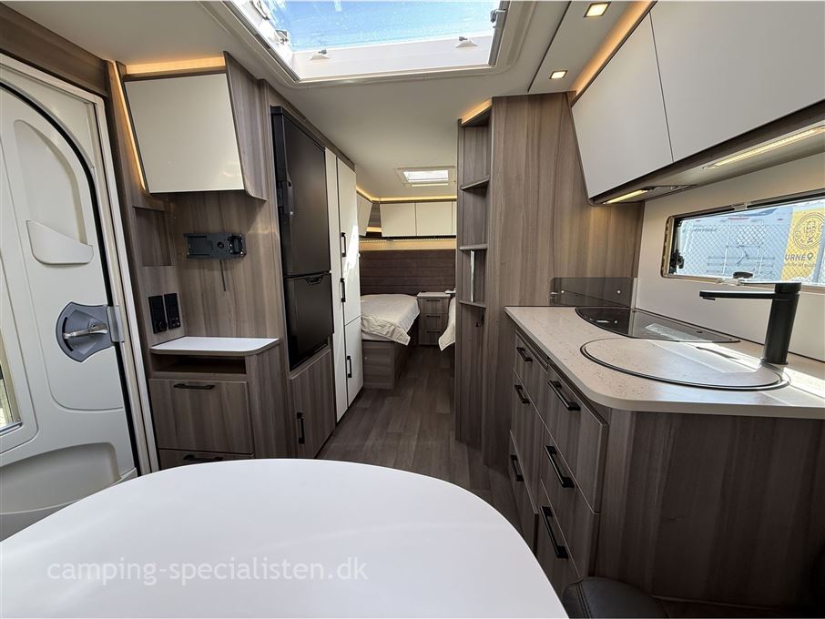 Kabe Estate 560 GLE KS